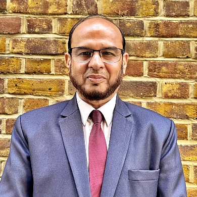 Amin Chishti - Senior Executive