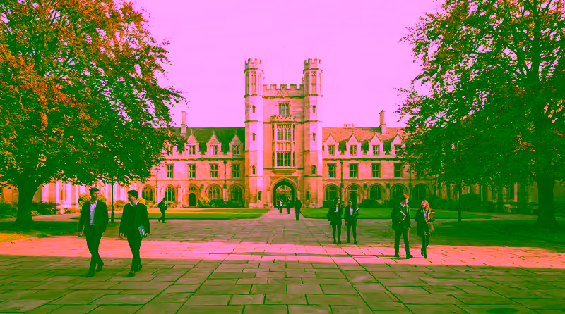 High Potential Individual visa advice for recent graduates of leading universities